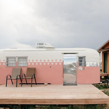 Hotel Luna Mystica Taos Exterior photo