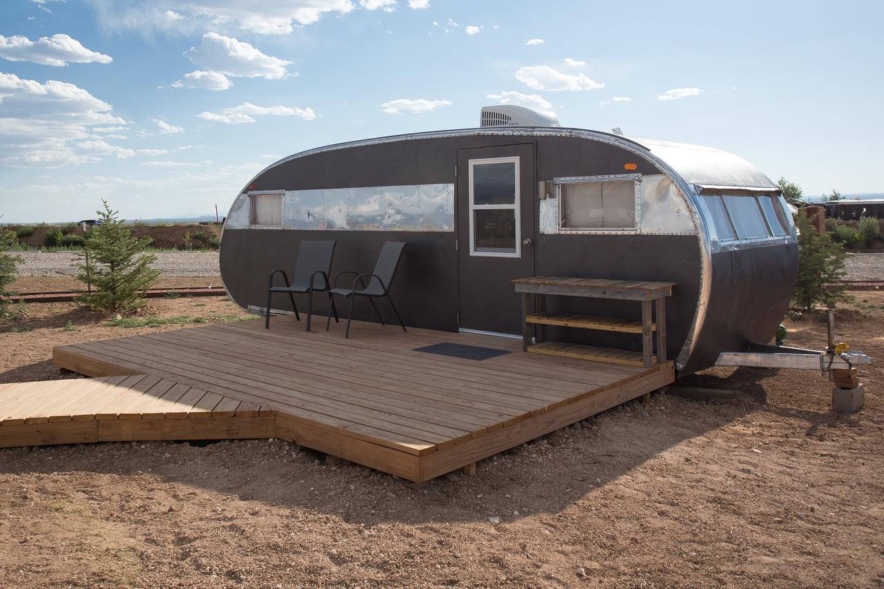 Hotel Luna Mystica Taos Exterior photo