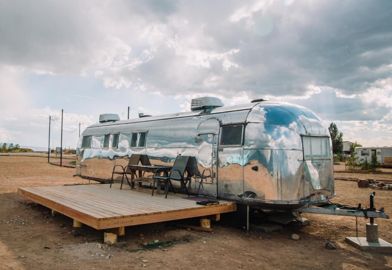Hotel Luna Mystica Taos Exterior photo